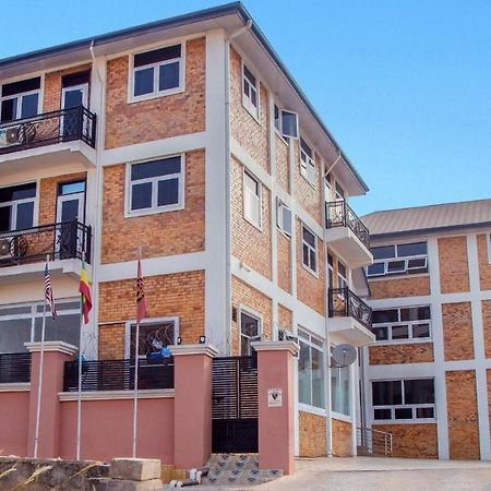 Royal Baron Hotel Kumasi Buitenkant foto